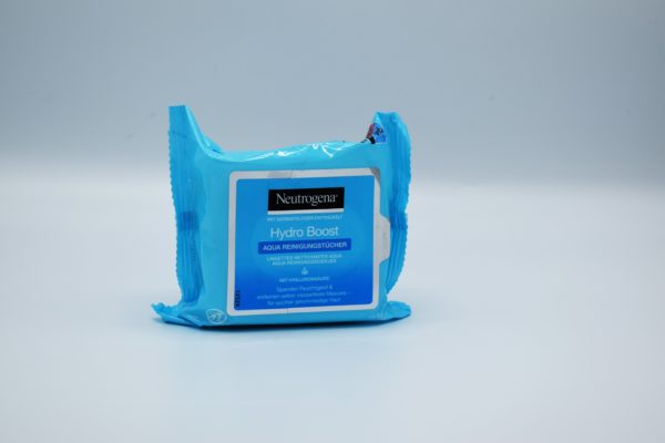 NEUTROGENA HYDRO BOOST CLEANSER WIPES