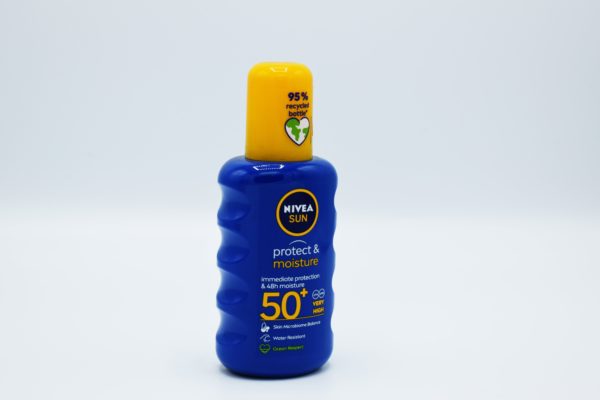 NIVEA SUN PROTECT & MOISTURE 50+ VERY HIGH 200ML