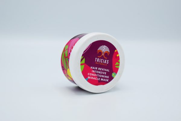 TRICIAS NATURALS HAIR REVIVAL INTENSIVE CONDITIONING MIRACLE MASK 250ML - Image 2